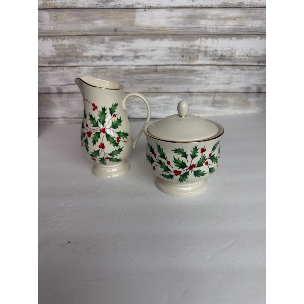 Lenox Holiday Sugar & Creamer Set New in Box